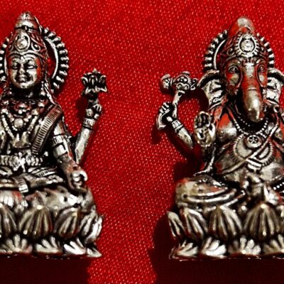 Silver-Plated Oxidised Lakshmi Ji & Ganesh Ji Idol Set – 4.5cm × 3cm × 2cm